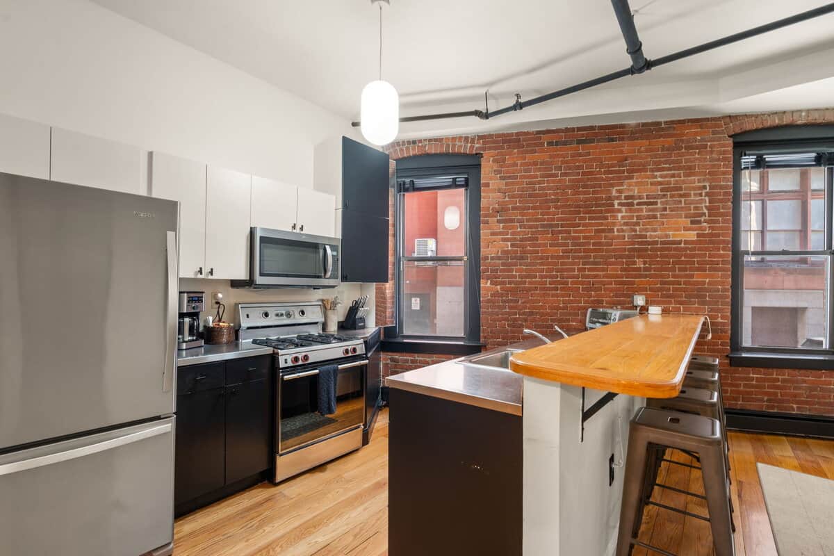 19 Stanhope Street Boston MA 02116