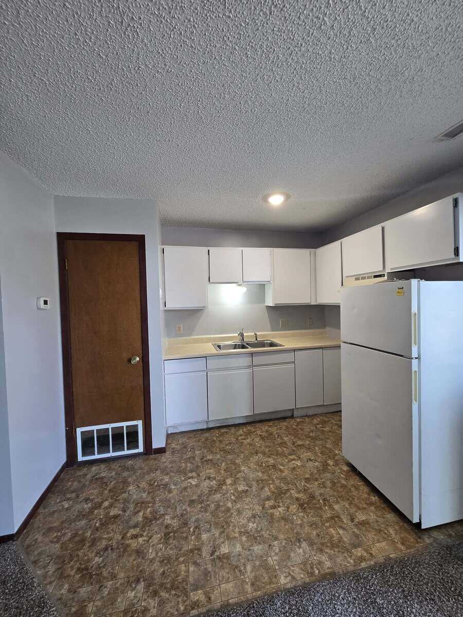 1322 And 1326 S Vine Wichita KS 67213