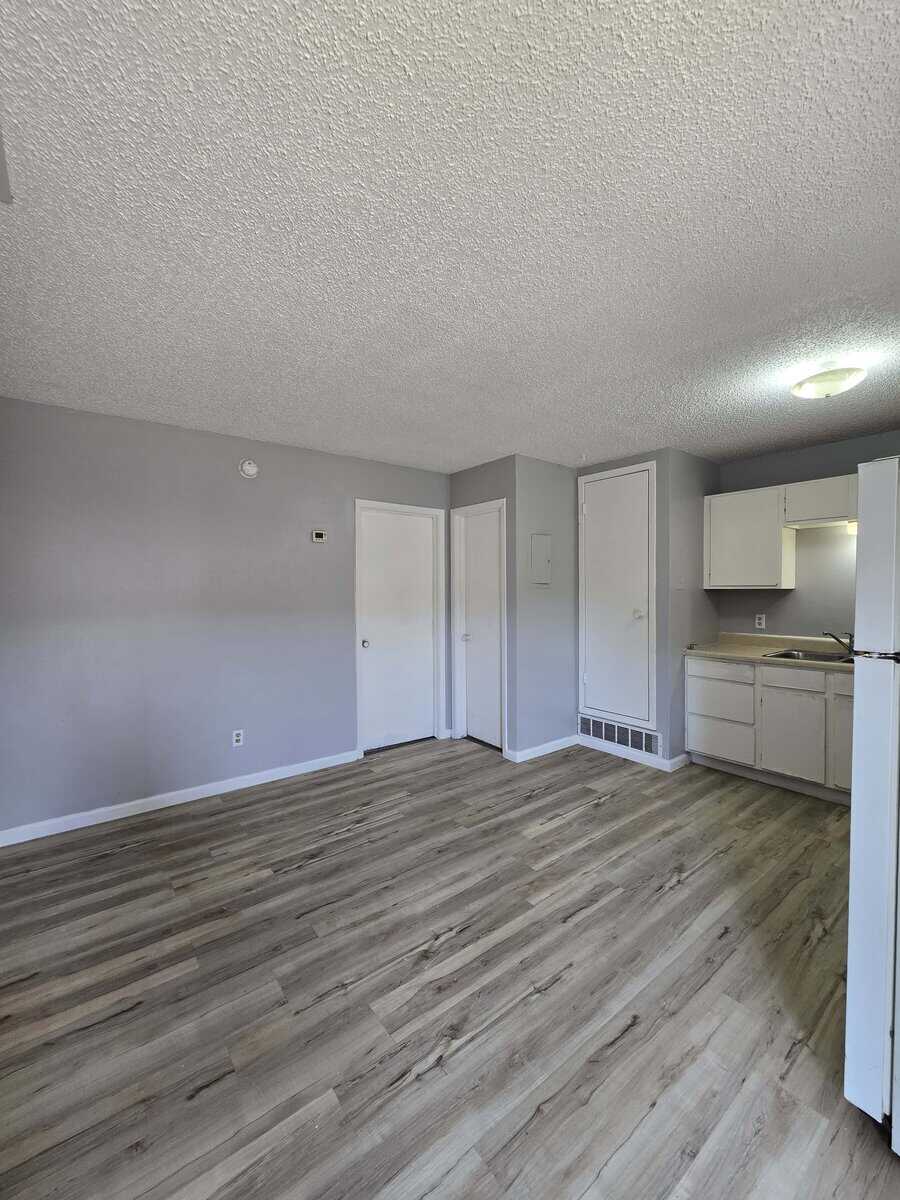 1322 And 1326 S Vine Wichita KS 67213