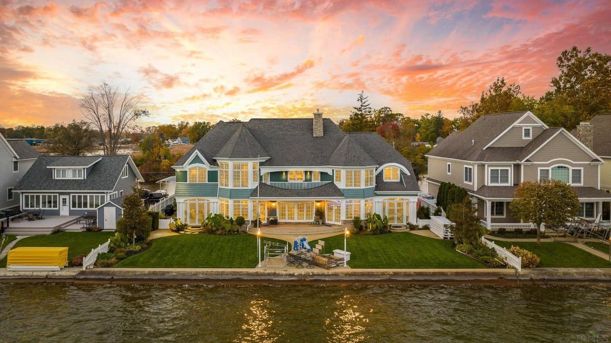 5973 E Island Avenue Syracuse IN 46567