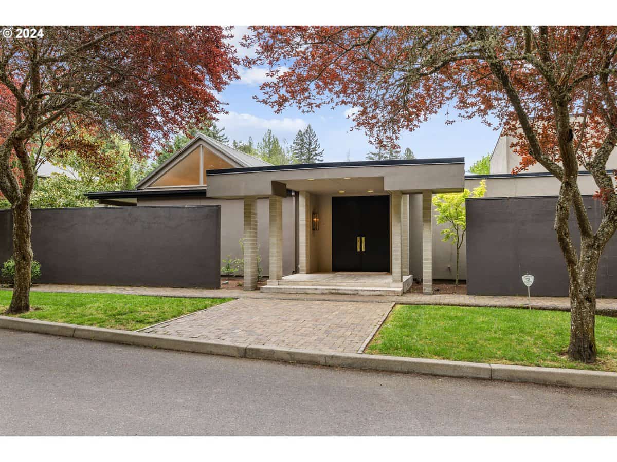4414 SW Semler Way Portland OR 97221
