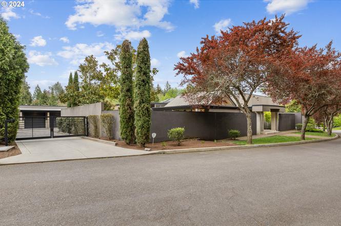 4414 SW Semler Way Portland OR 97221