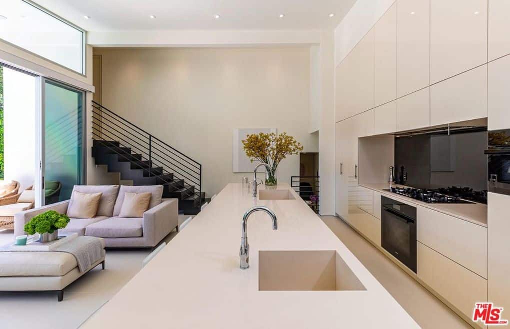 10555 Vestone Way Los Angeles CA