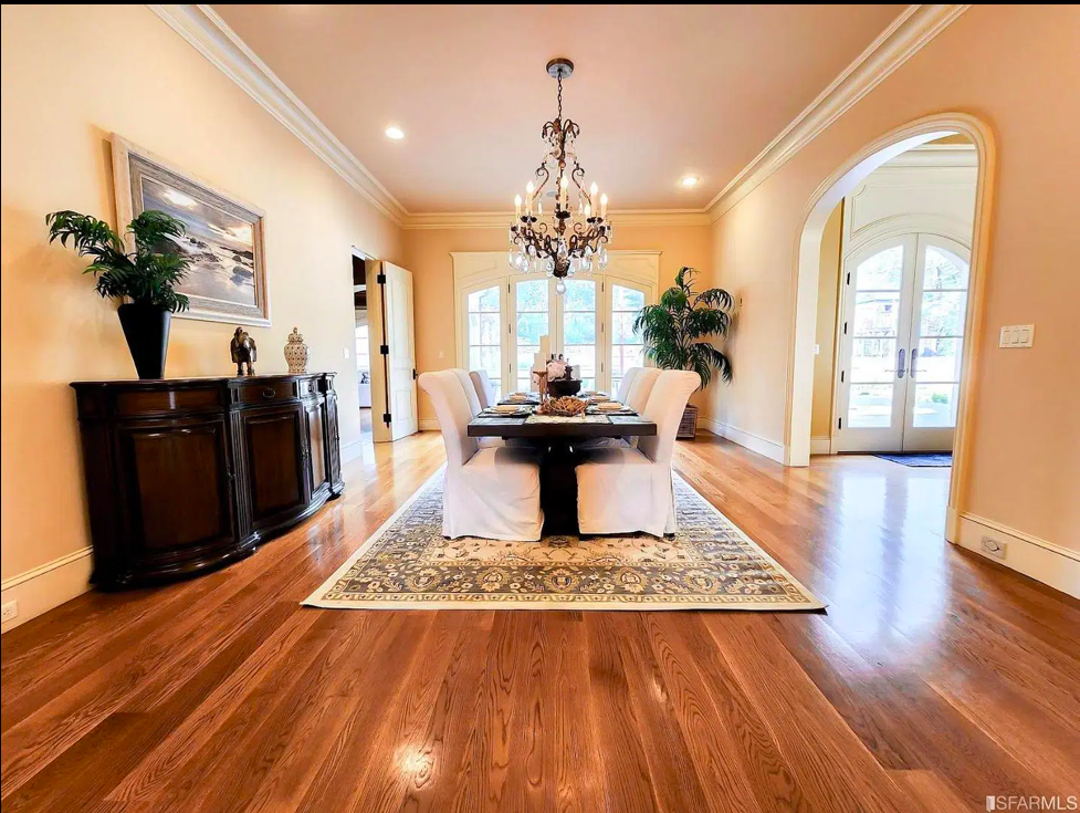 12661 Robleda Road Los Altos Hills CA 94022