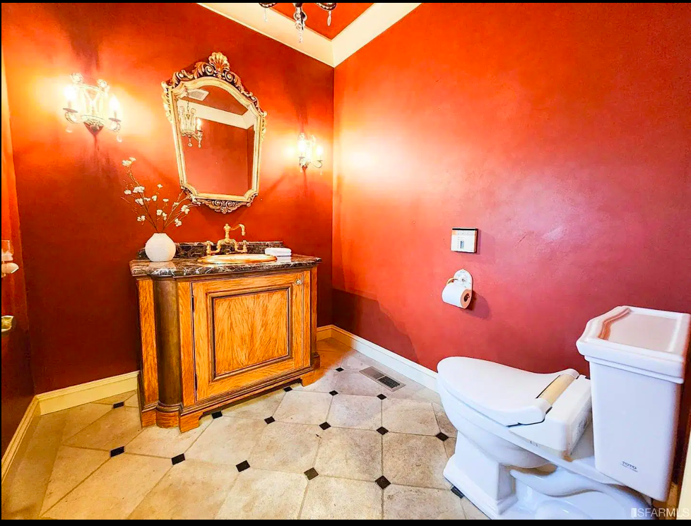 12661 Robleda Road Los Altos Hills CA 94022