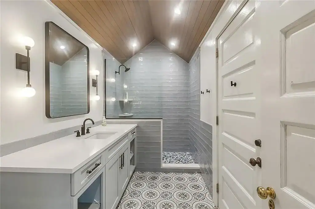 11 Lasalle Place New Orleans LA 70118