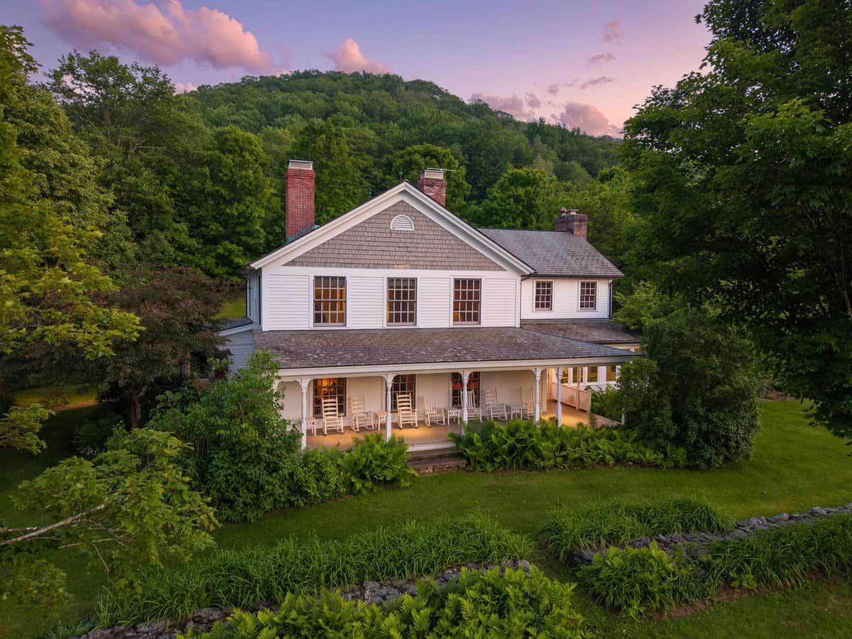 2589 W Sandgate Road Sandgate VT 05250