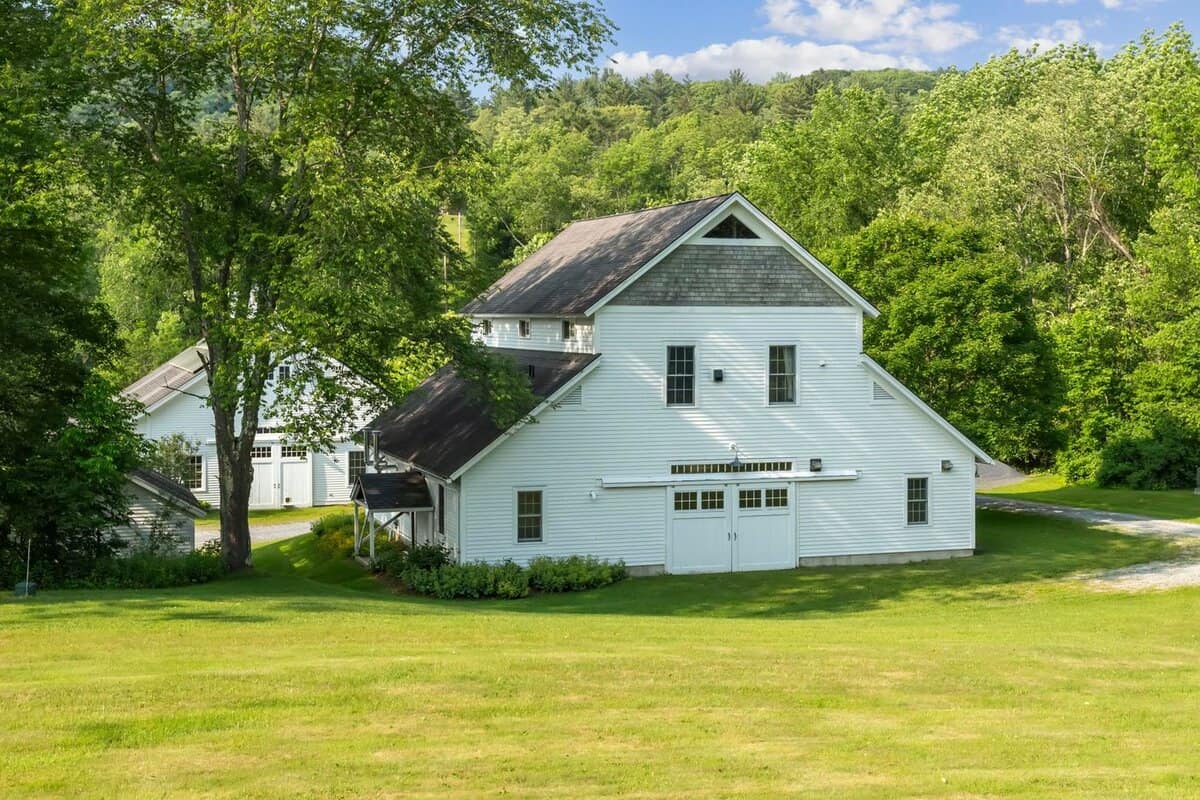 2589 W Sandgate Road Sandgate VT 05250