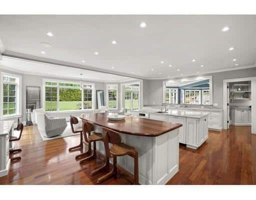 60 Howland Rd, Newton MA 02465