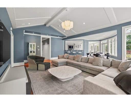 60 Howland Rd, Newton MA 02465