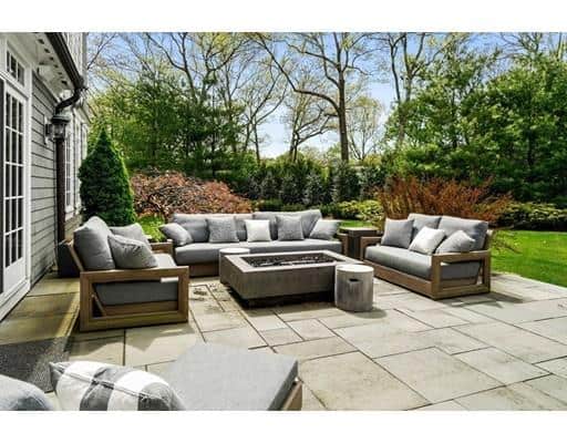 60 Howland Rd, Newton MA 02465