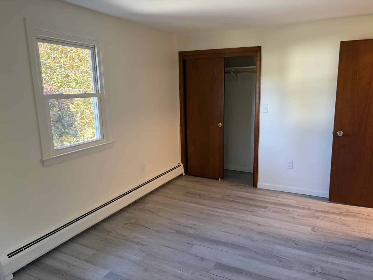 Easthampton MA 01027