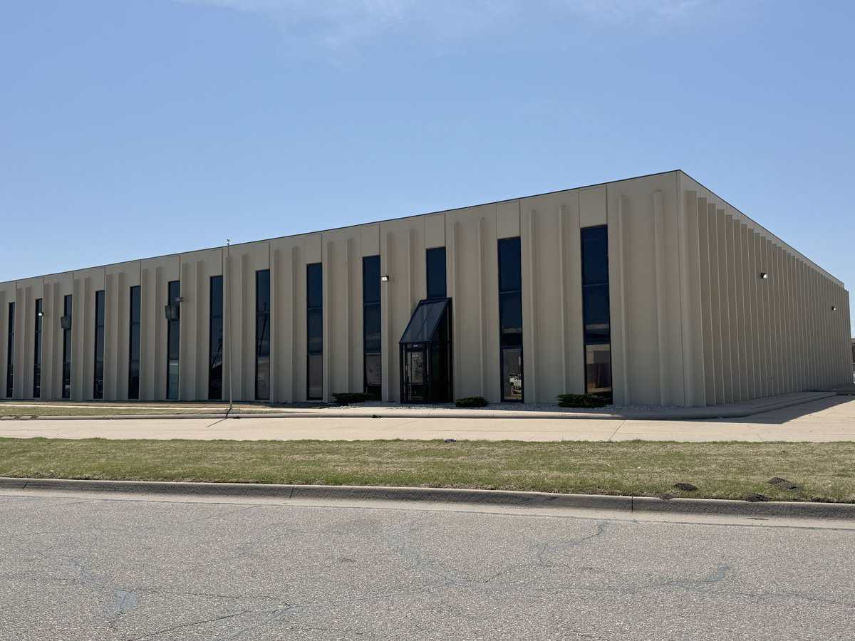 4727 S Emporia Wichita KS 67216