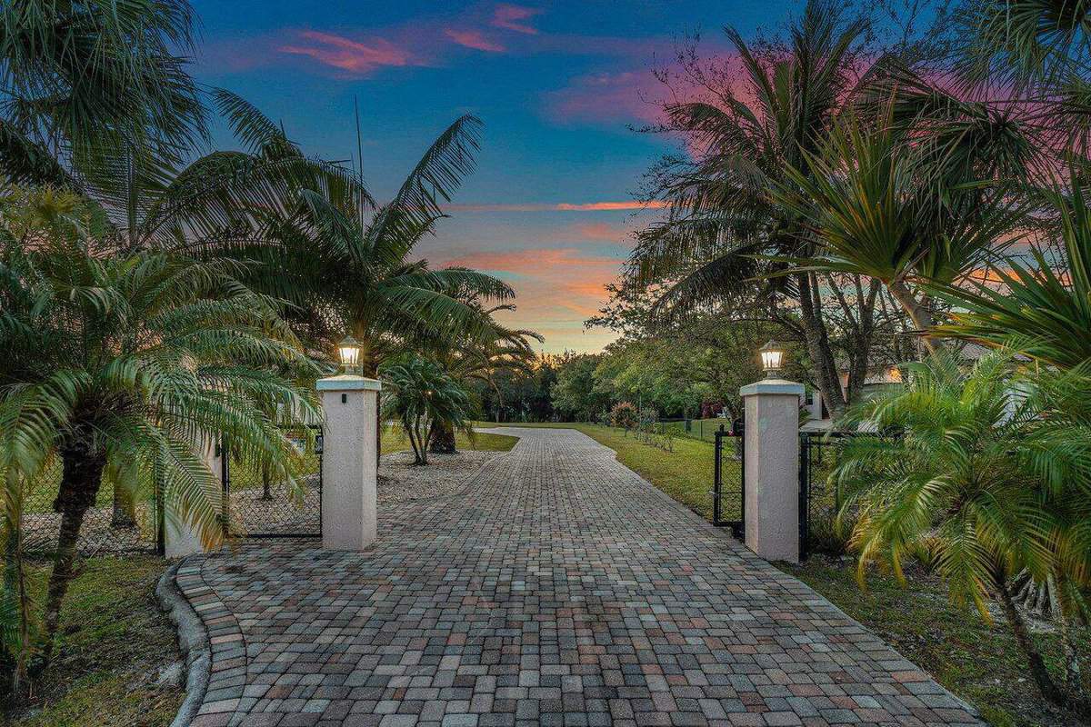 15889 110th Avenue N Jupiter FL 33478