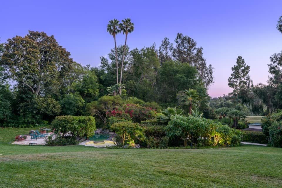 9901 Copley Drive Beverly Hills CA 90210