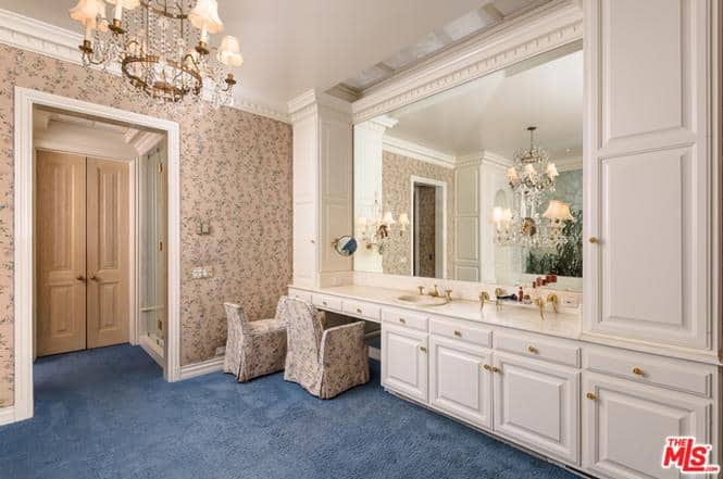 9901 Copley Drive Beverly Hills CA 90210
