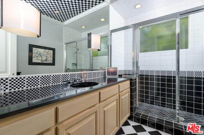9901 Copley Drive Beverly Hills CA 90210
