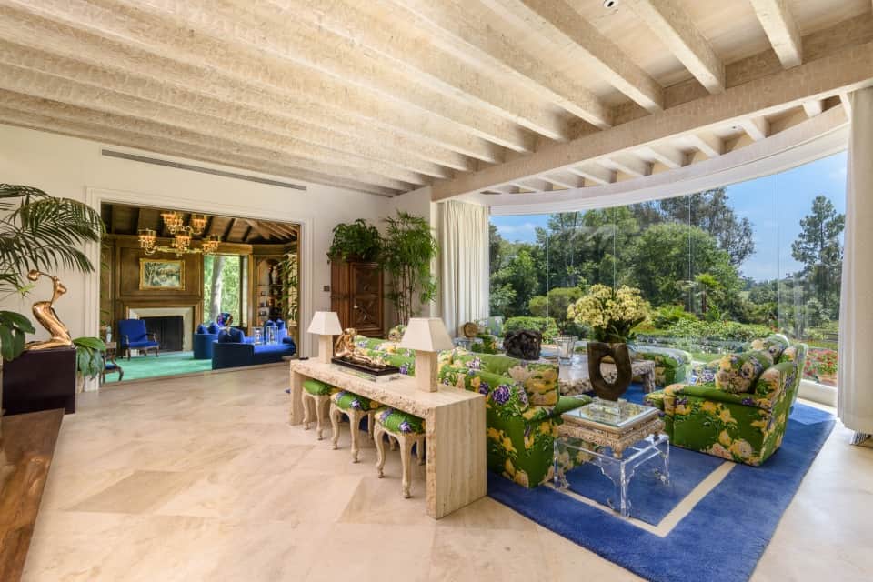 9901 Copley Drive Beverly Hills CA 90210