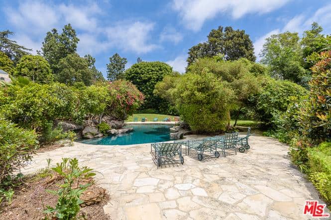 9901 Copley Drive Beverly Hills CA 90210