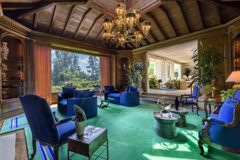 9901 Copley Drive Beverly Hills CA 90210