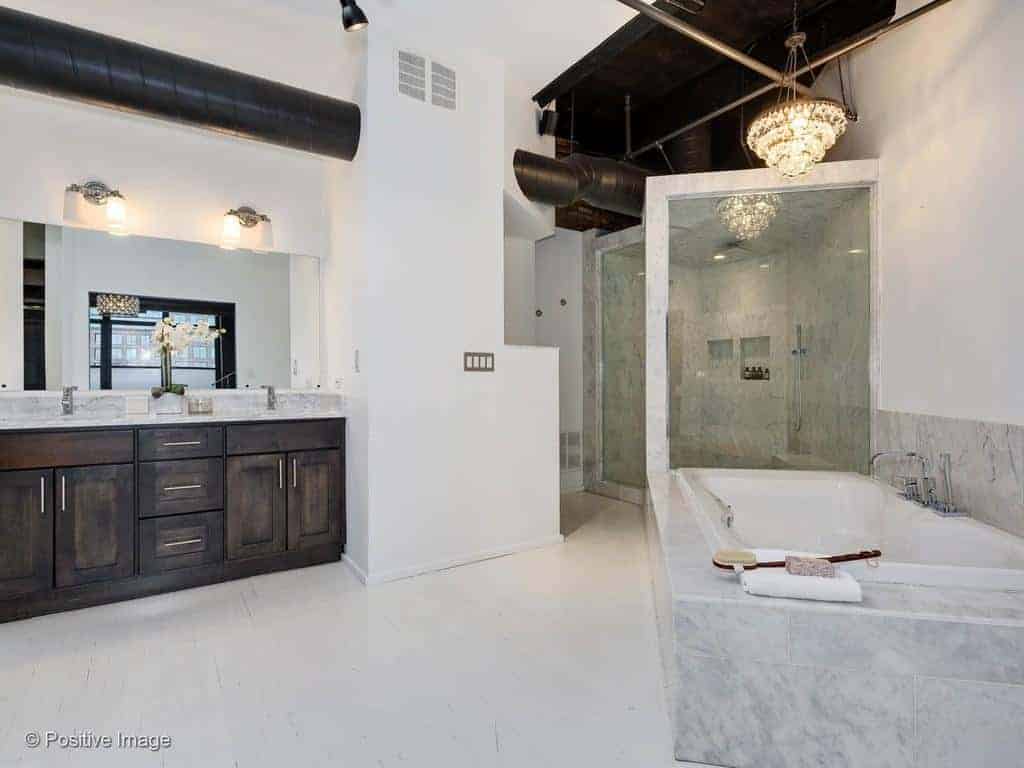 1017 W Washington Boulevard Chicago IL 60607
