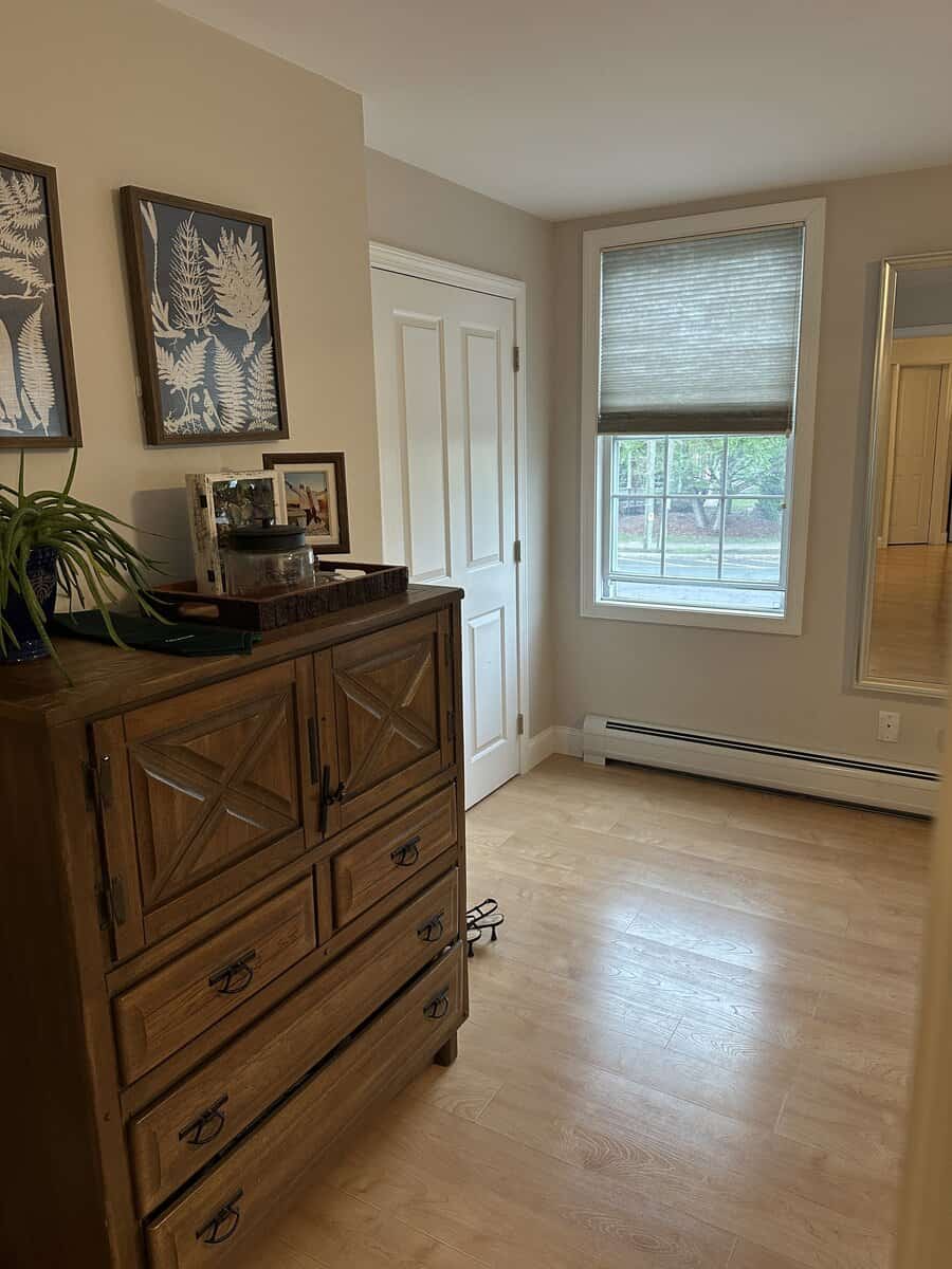 Easthampton MA 01027