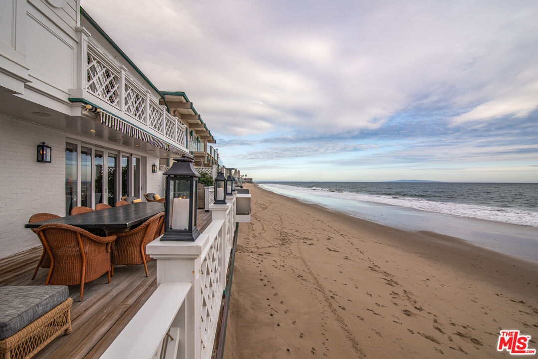 21528 Pacific Coast Highway Malibu CA 90265