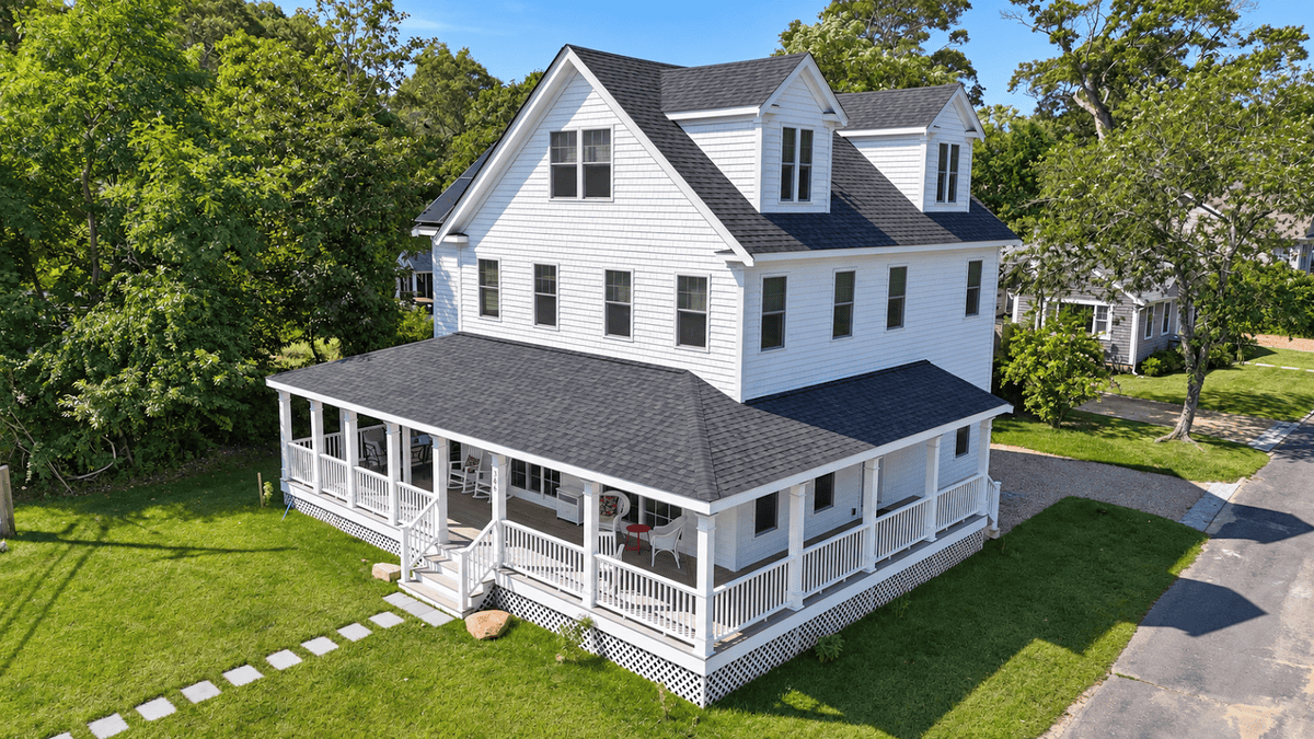 Vineyard Haven MA 02568