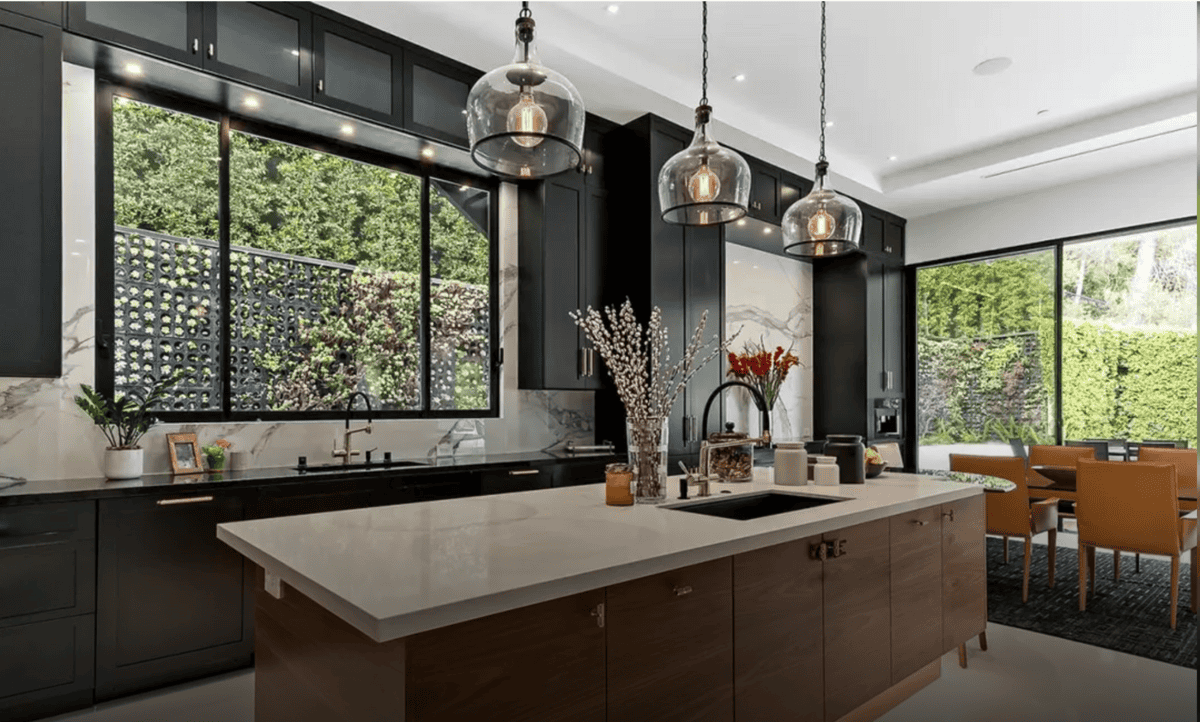 17335 Tramonto Drive Pacific Palisades CA 90272