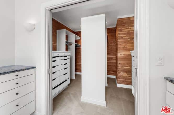 2003 La Brea Terrace Los Angeles CA 90046