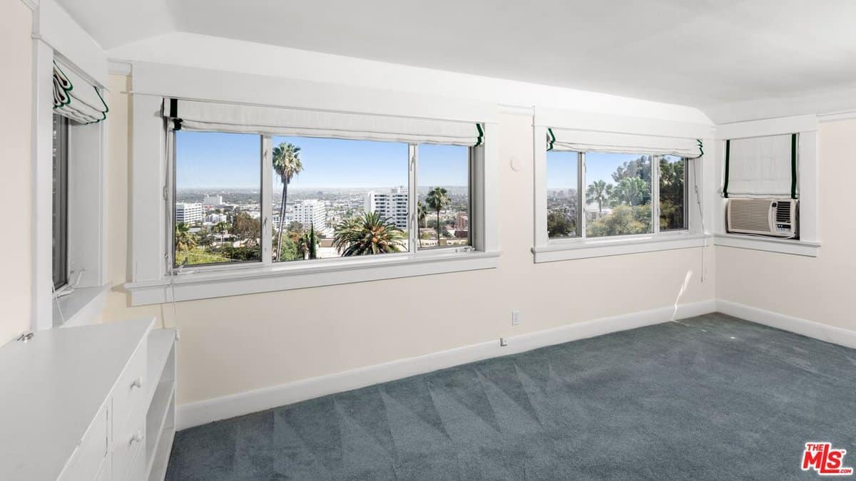 2003 La Brea Terrace Los Angeles CA 90046