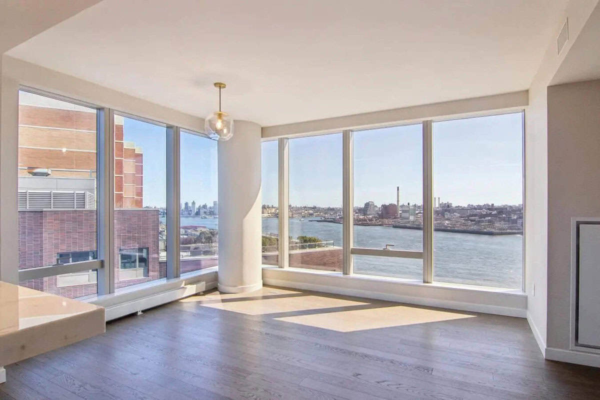 252 South Street New York NY 10002