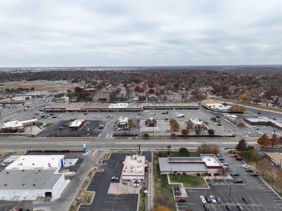 8977 W Central Avenue Wichita KS 67212