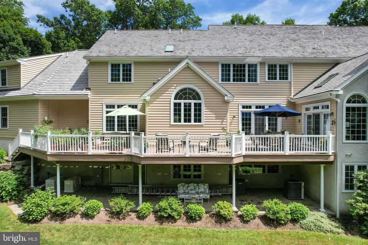 6 Douglass Lane Chester Springs PA 19425