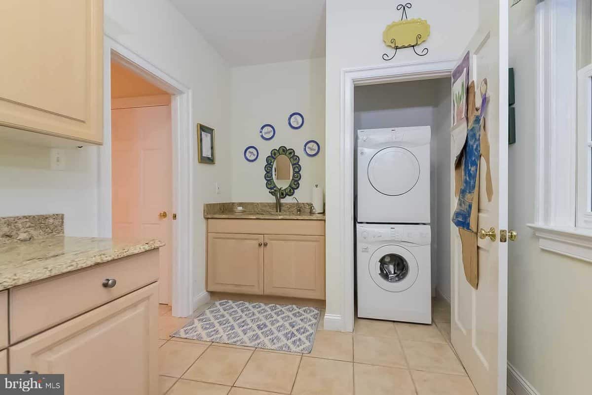 6 Douglass Lane Chester Springs PA 19425