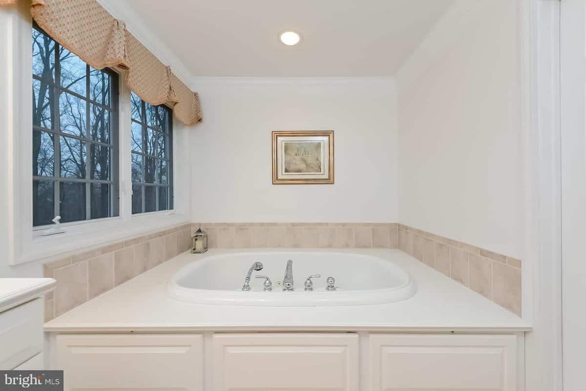 6 Douglass Lane Chester Springs PA 19425