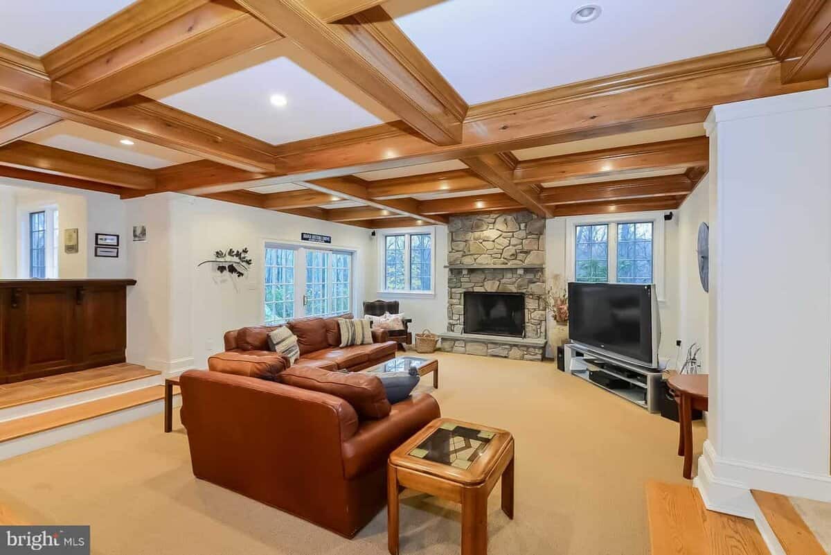 6 Douglass Lane Chester Springs PA 19425