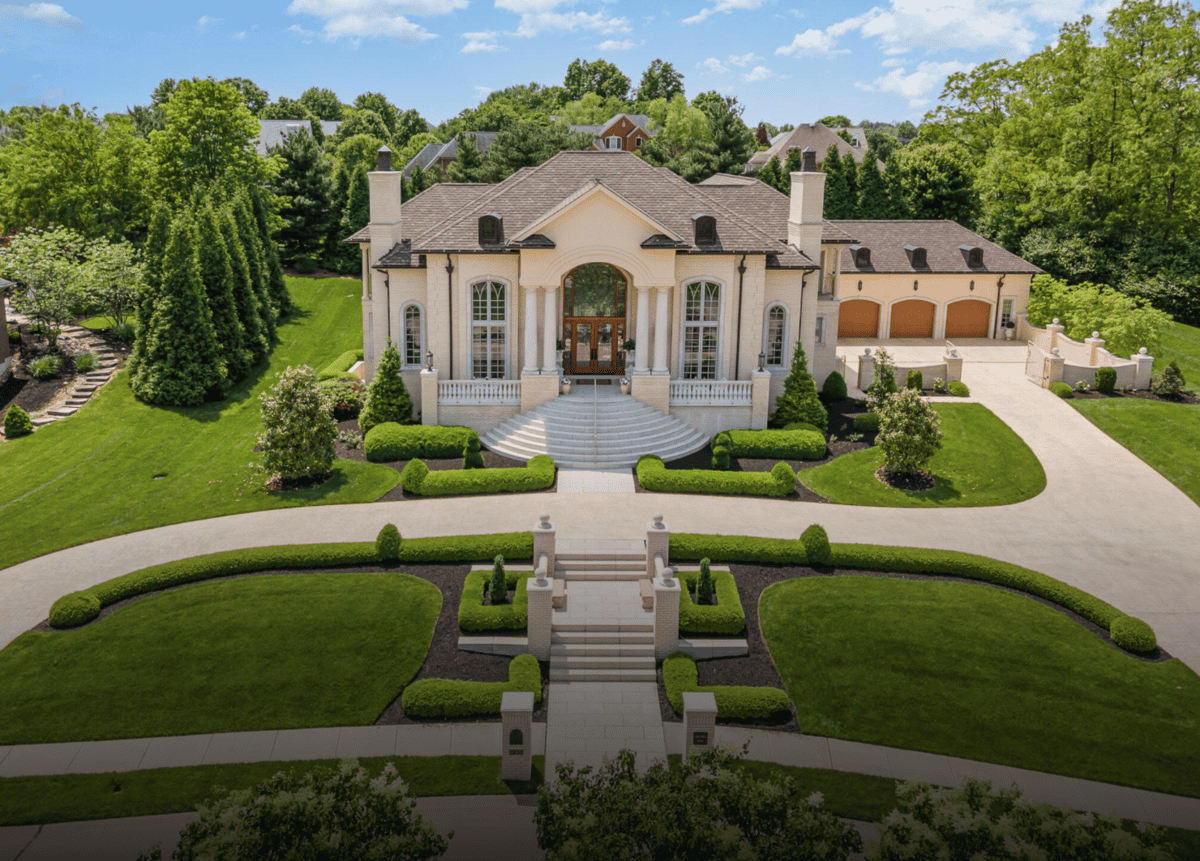 943 Squire Oaks Villa Hills KY 41017