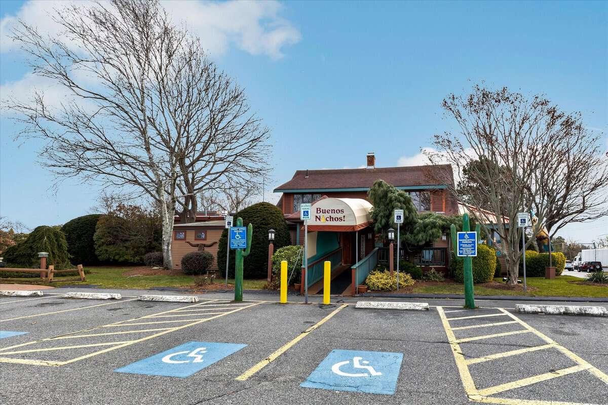 950 Iyannough Road Barnstable MA 02601