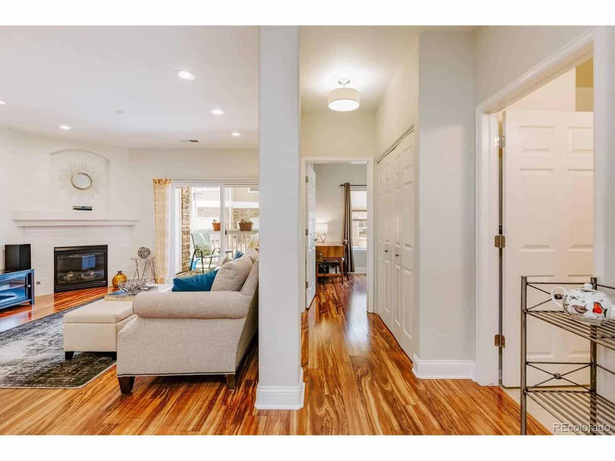 Denver CO, 8200 E 8th Avenue, Unit 5101