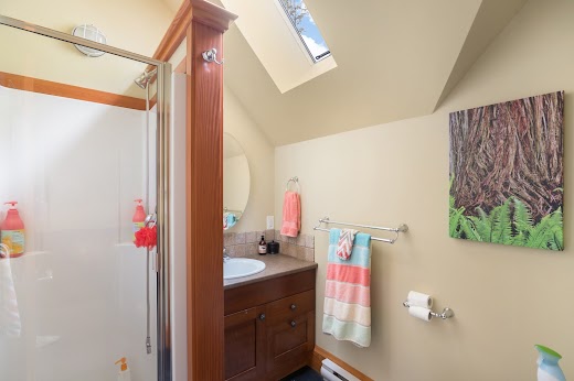 2946 Fishboat Bay Road Shirley BC
