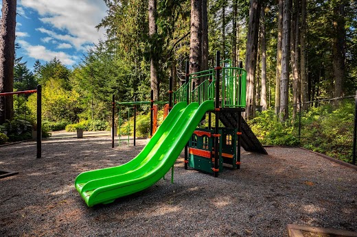 2946 Fishboat Bay Road Shirley BC