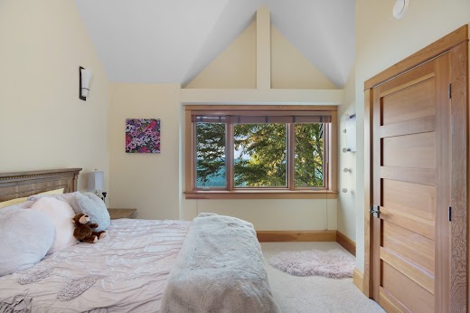 2946 Fishboat Bay Road Shirley BC