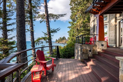 2946 Fishboat Bay Road Shirley BC