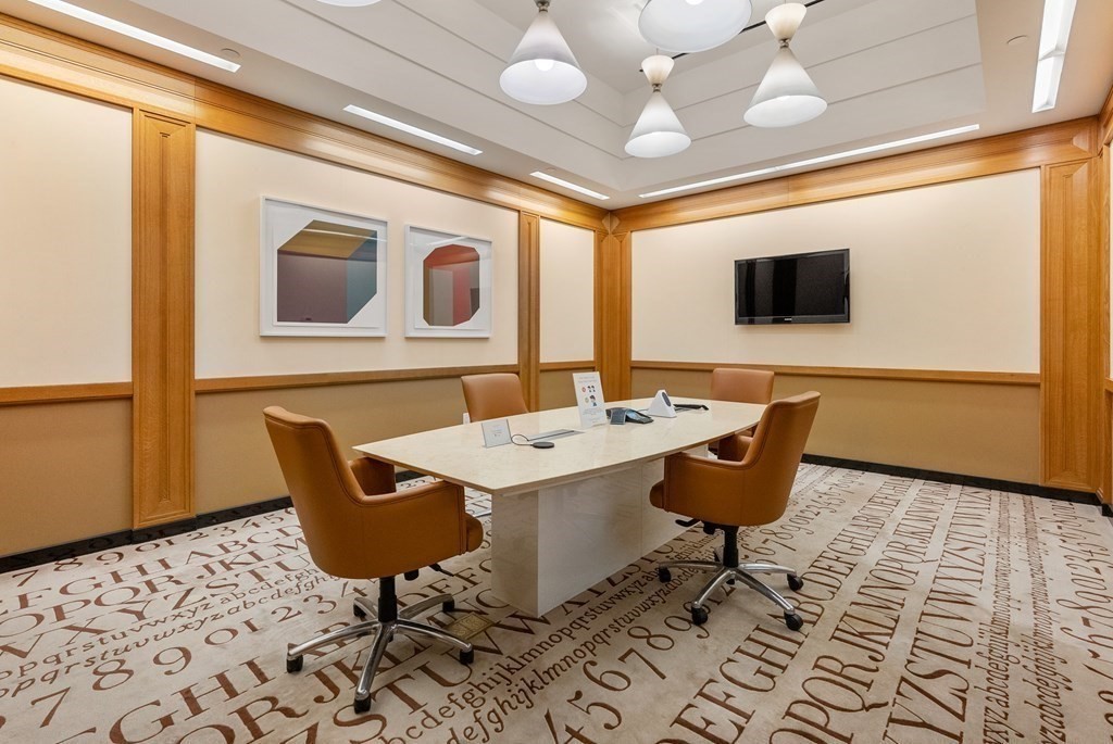 400 Stuart Street, Unit 18C, Boston, MA 02116