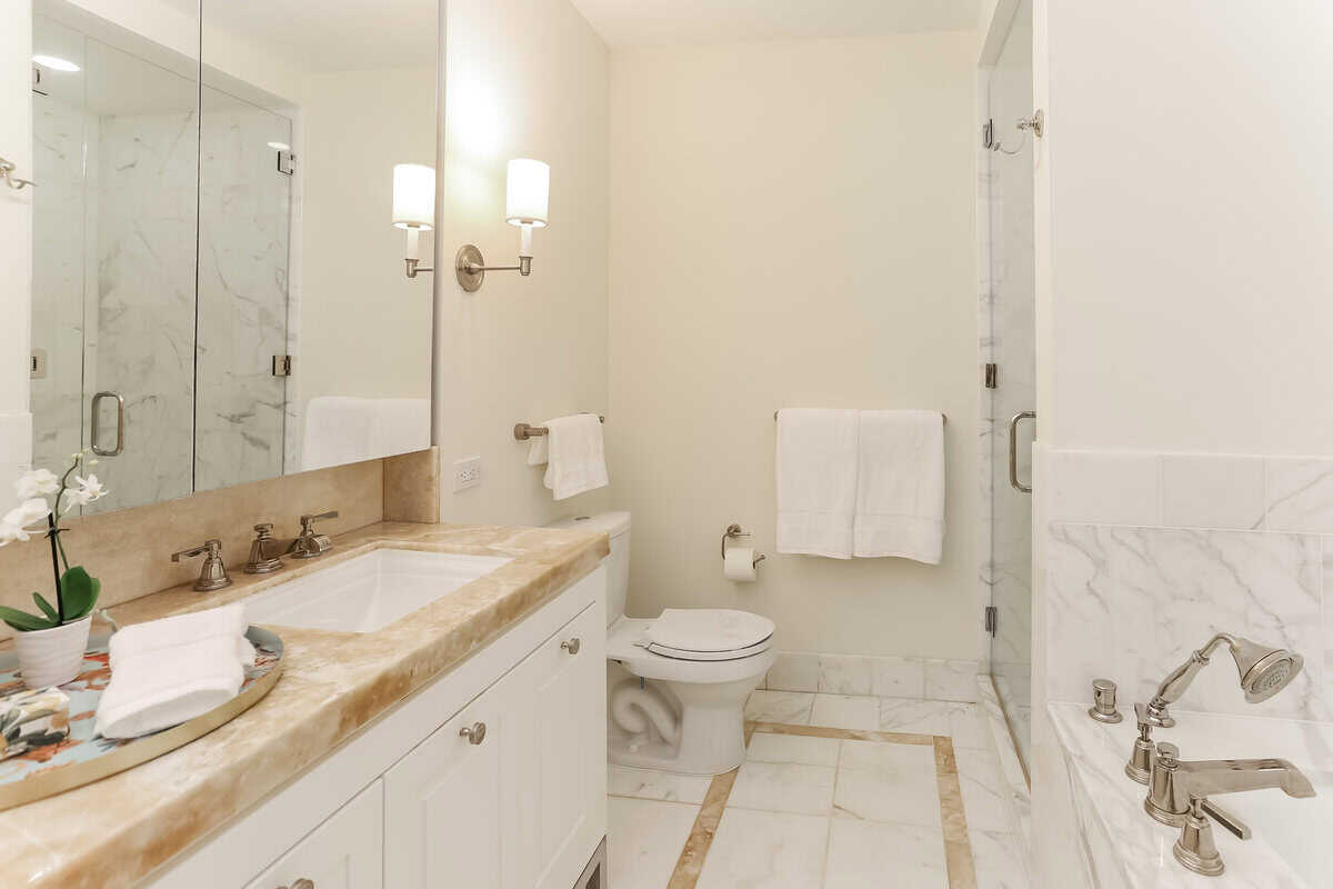 400 Stuart Street, Unit 18C, Boston, MA 02116