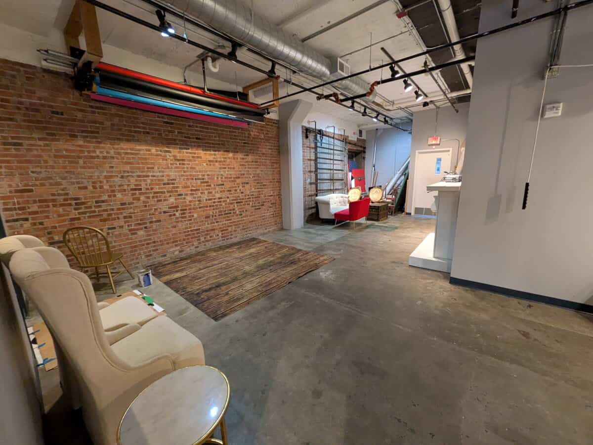 142 N Mead Wichita KS 67202