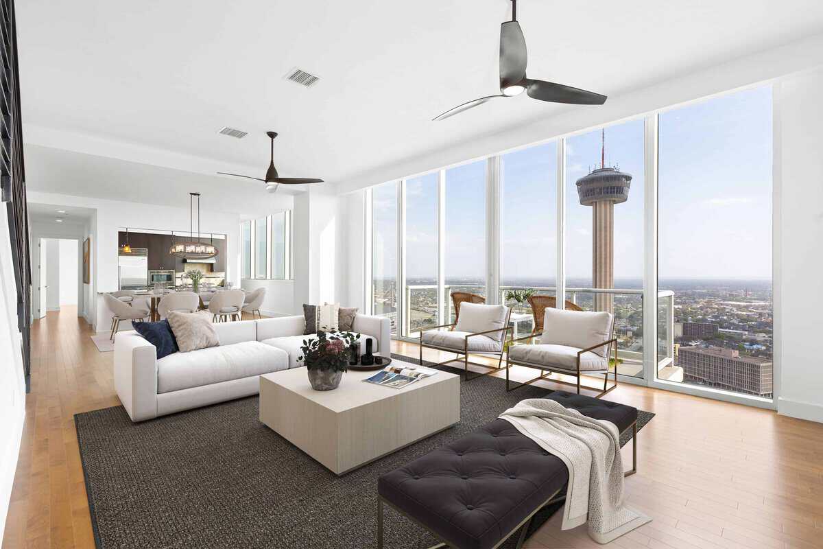 610 E Market San Antonio TX 78205