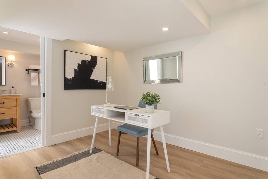 232 Tonset Orleans MA 02653