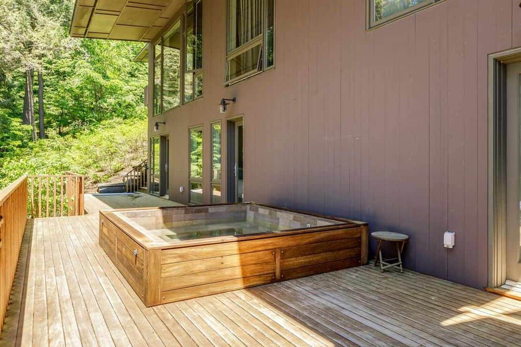 20 Wyman Drive Wolfeboro NH 03894